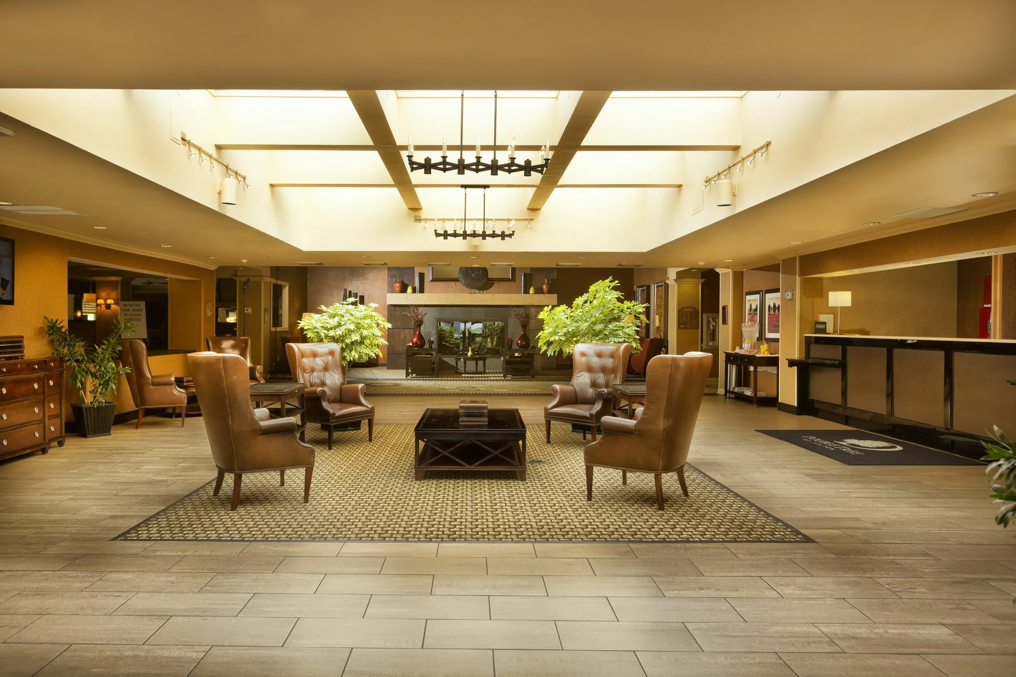 Doubletree By Hilton Pittsburgh - Meadow Lands 호텔 워싱턴 외부 사진